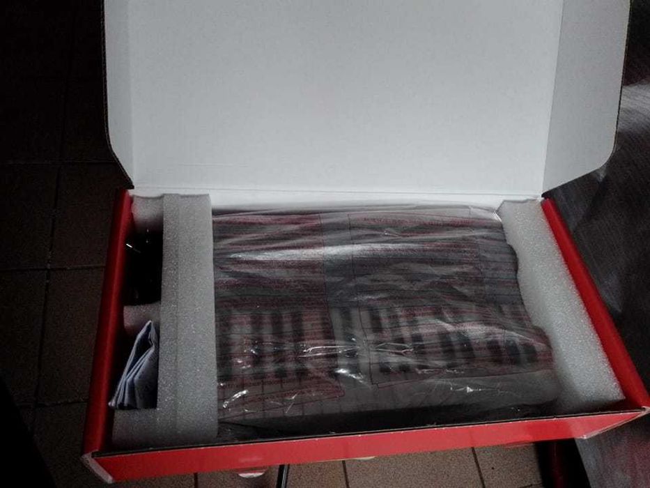 uno synts pro usado 2 vezes  igual a novo
