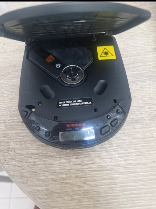 Leitor de CDs portátil Techniks MX-77 Discboy