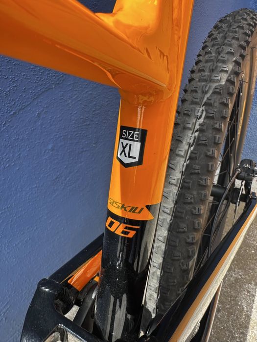 Rower górski MTB Full 29” rozmiar XL pomaranczowo-czarny Polygon Siskiu d6 idealny stan