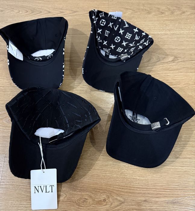 Кепка Louis Vuitton сіра чорна