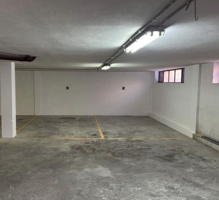 Lugar de parqueamento em Setubal - zona nobre