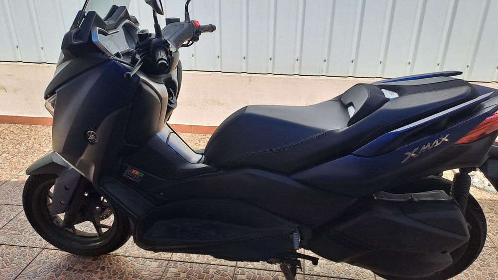 Yamaha Xmax 300 cc
