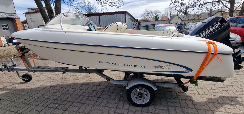 Bayliner Capri 1401 LS.