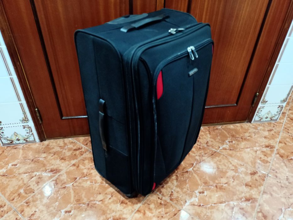 Mala malas de porão até 23 kg viagem casa quarto apartamento vivenda.