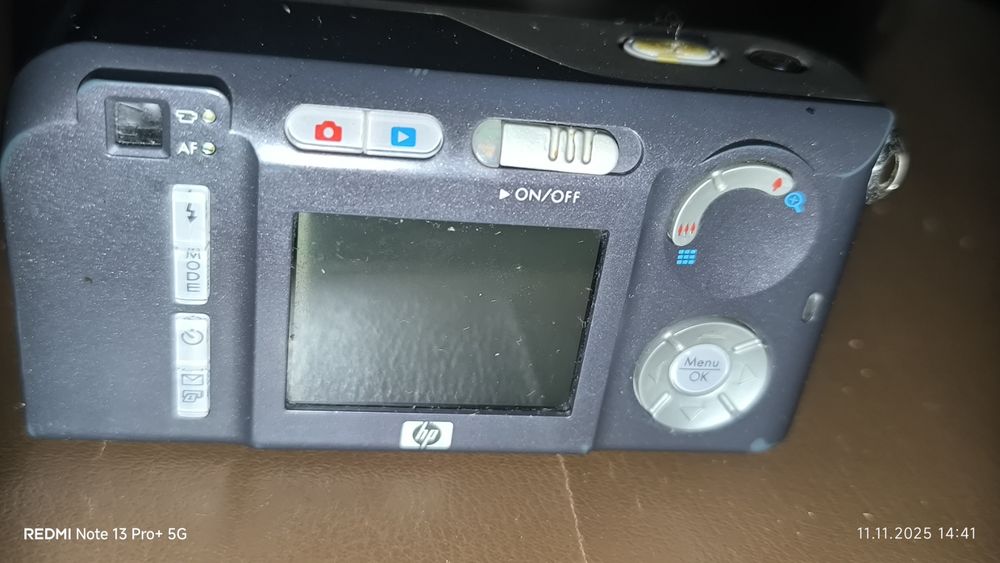 Цифровая камера HP PhotoSmart M305 3,2 МП - серебристая (M305)