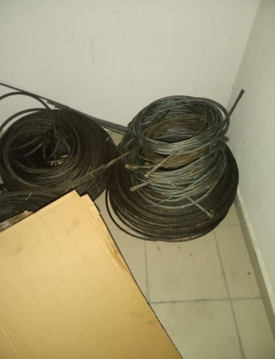 Продається .. трос