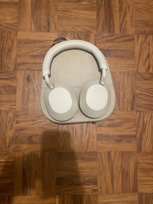 Sony WH1000 XM5