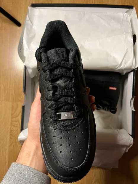 Nike Air Force 1 Low Supreme Black R.41