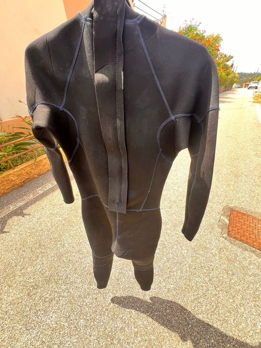 Fato de Windsurf / Surf em Neoprene 2:2 mm – Excelente Estado