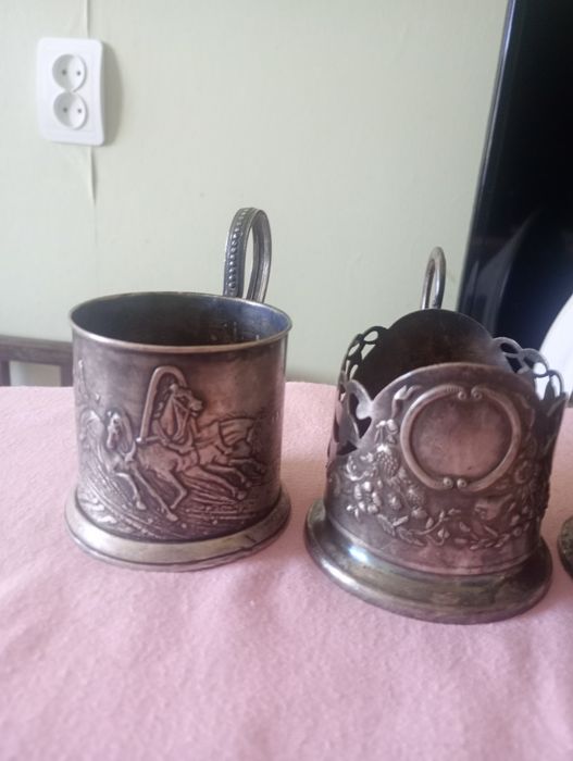 Подстаканники разные