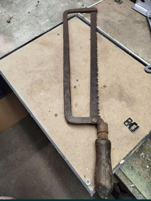 Piła dawnych lat do drewna