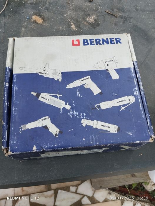 Máquina de impacto pneumática berner