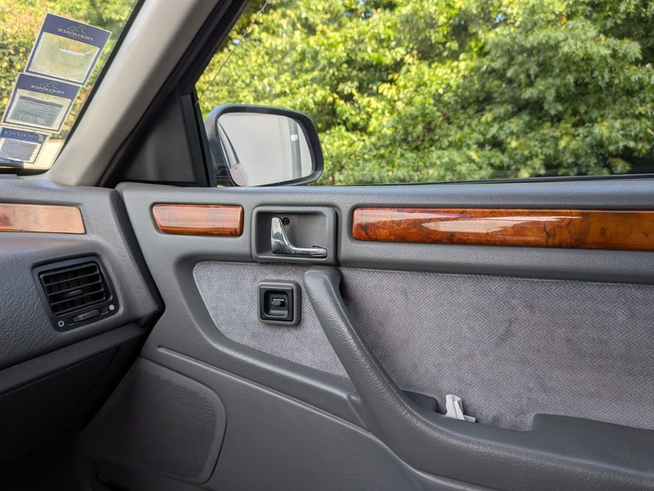 Rover 214 GSi 16v – Clássico bem estimado, interior impecável
