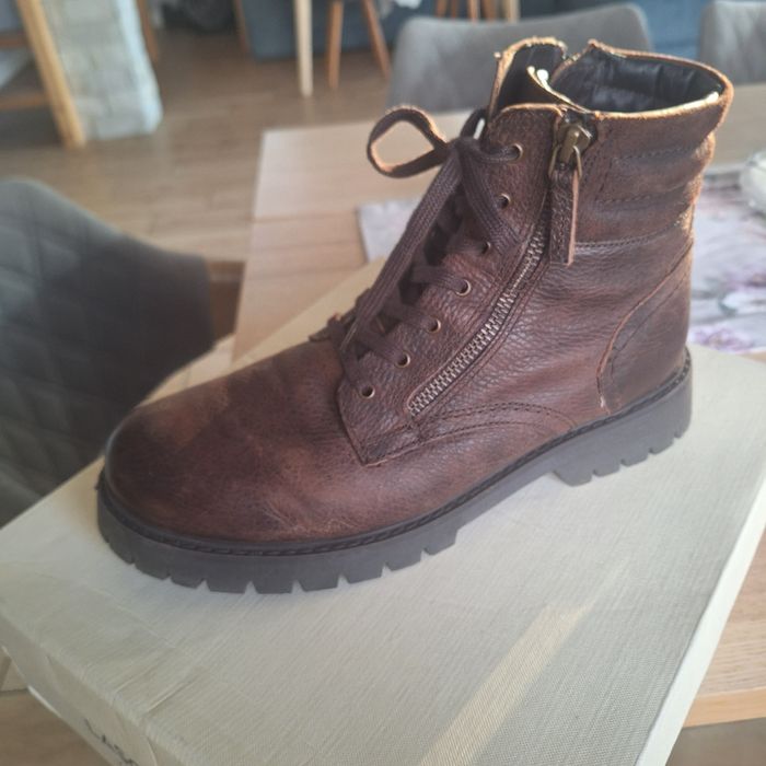 Buty trzewiki za kostkę skórzane Lasocki Young rozmiar 40 brązowe