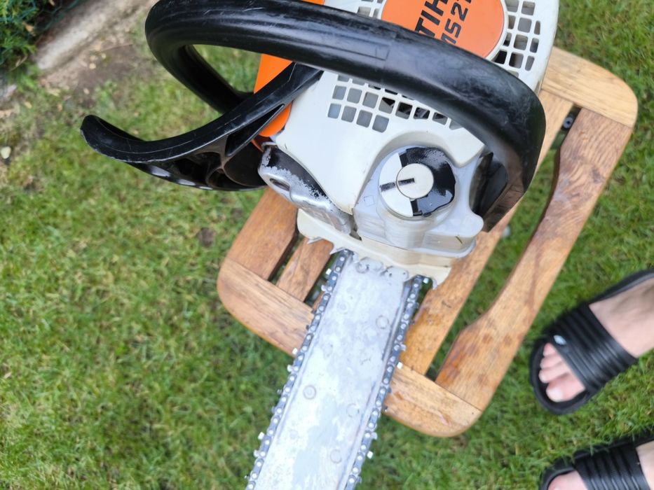 Piła pilarka spalinowa Stihl MS 211    2,3KM