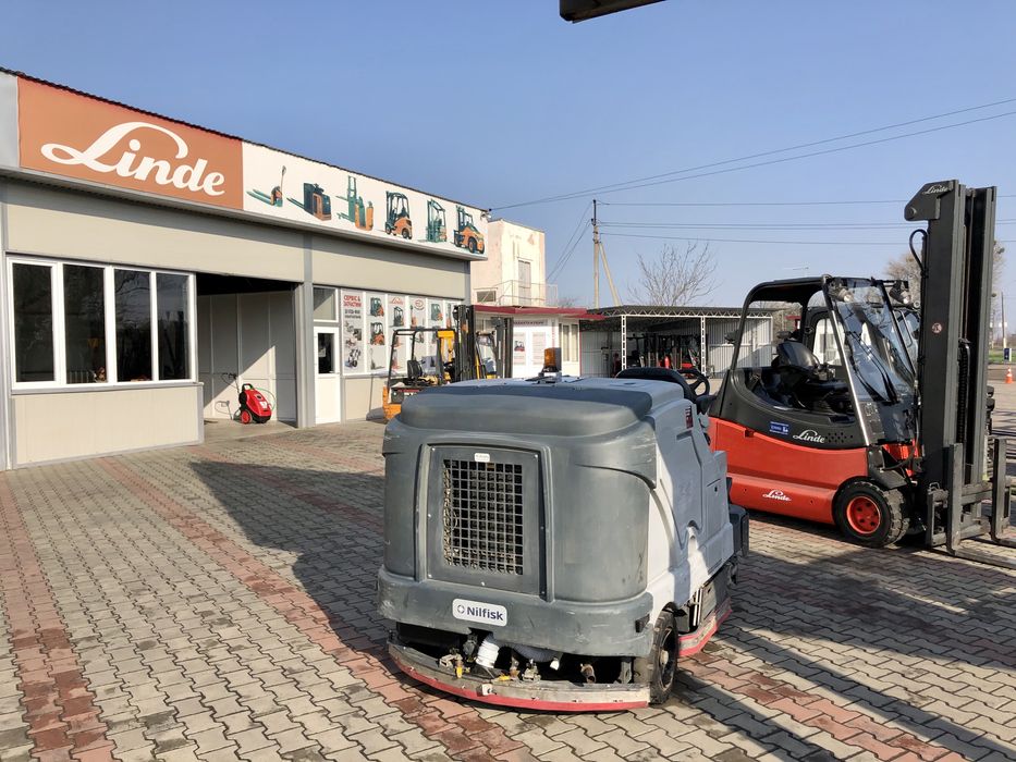 Прибиральна машина Nilfisk SC8000 ecoflex, Газ