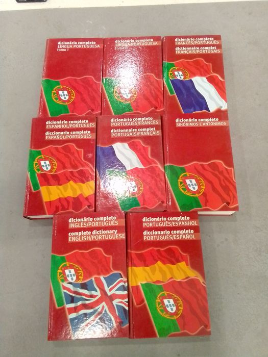 Livros grandes dicionários completos cada 8€