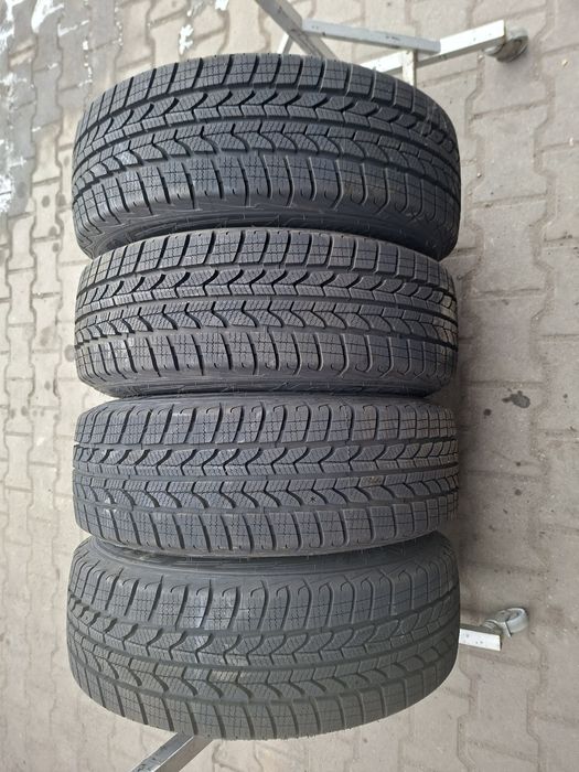 Nowe Opony Zimowe 205/65R16C Goodyear UltraGrip 205/65/16C 4 Szt