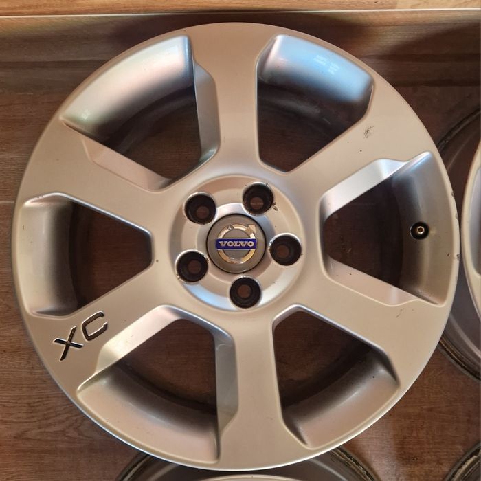 Volvo R17 5x108 ET55 7.5J DIA63.4 S60 V70 XC60 XC90