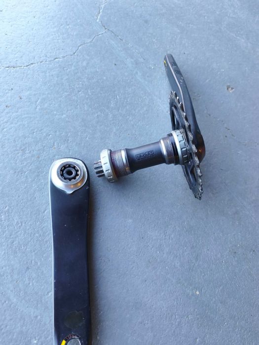 travões Sram XO trail manetes carbono/ pedaleira Sram em carbono