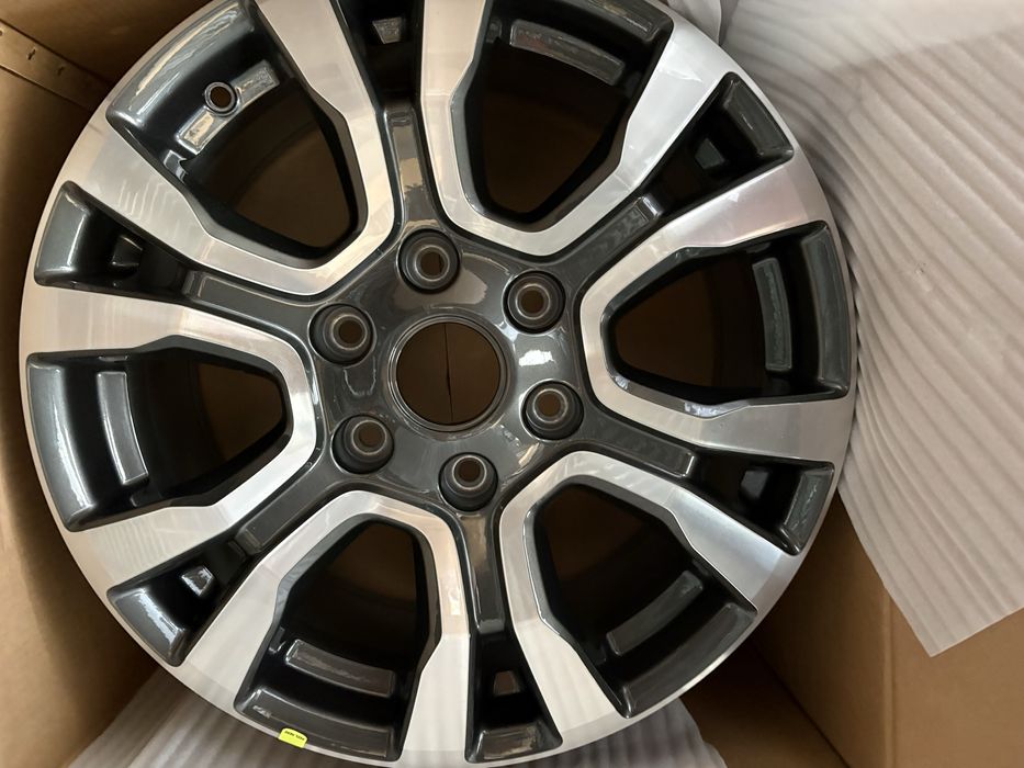 felga Ford Ranger r18 nowa