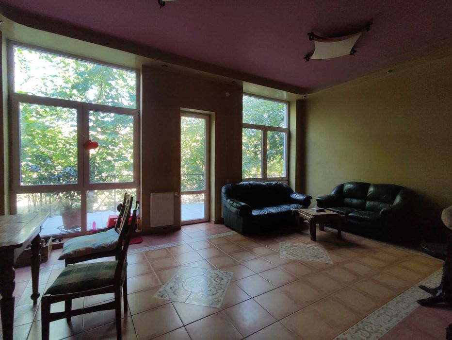 Особняк вул.Міжгірна (р-н Кривчицька Дорога, Личаківська), бл.центр