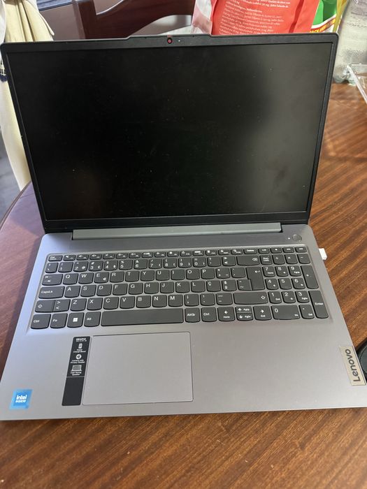 Lenovo ideapad slim 3