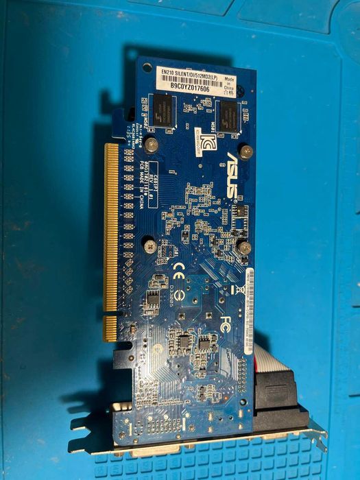 Видеокарта Geforce 512mb