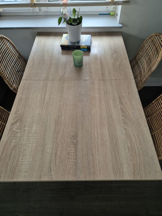 Stół do jadalni plus krzesla