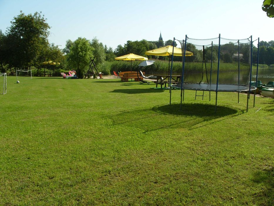 MAZURY DOMEK KLIMA 2 nad jeziorem-własna plaża +sprzęt pływający