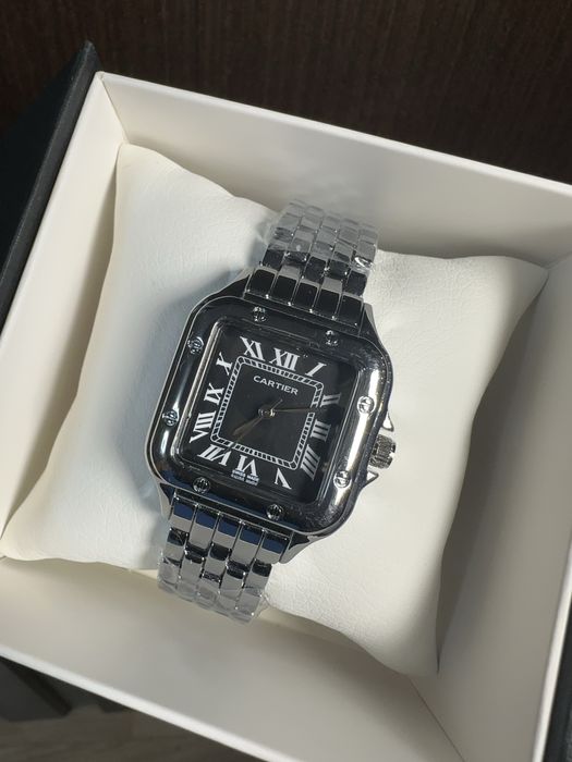 Годиник жіночий кварцевий