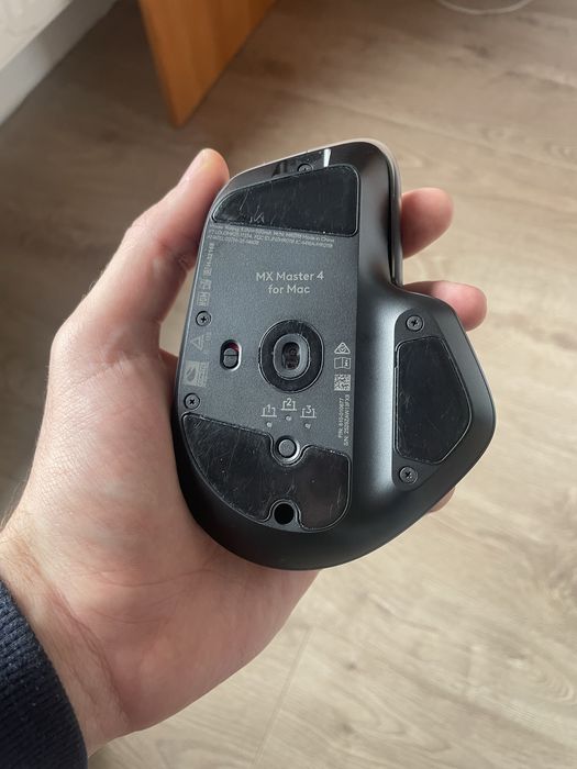 Мишк Logitech MX Master 4