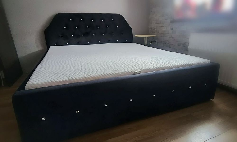 Łóżko tapicerowane GLAMOUR Bodzio Grenada 160x200 + Materac Bonellowy Wzmocniony