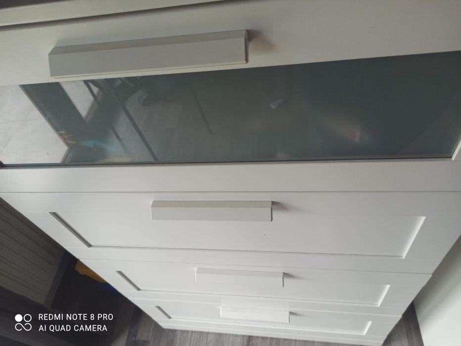 Komoda IKEA brimnes