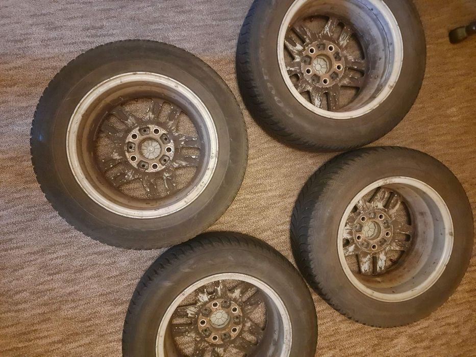 GoodiYear Ultra Gryp r15-195-65 комплект 4+4