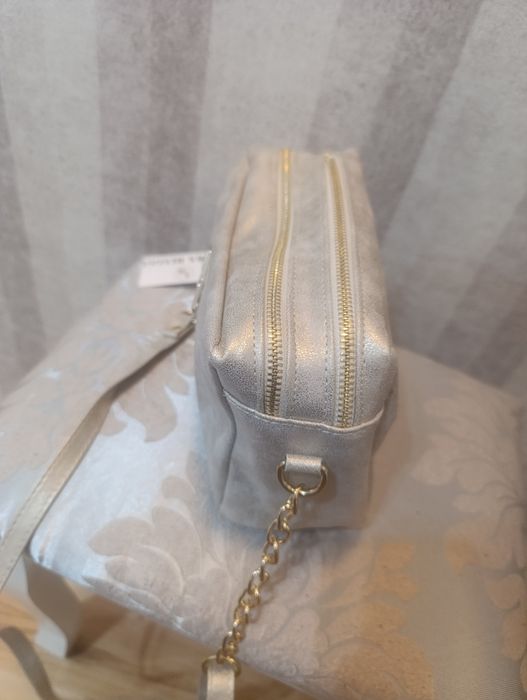 Nowa złota torebka łańcuch łańcuszek logo Laura Biaggi logowana