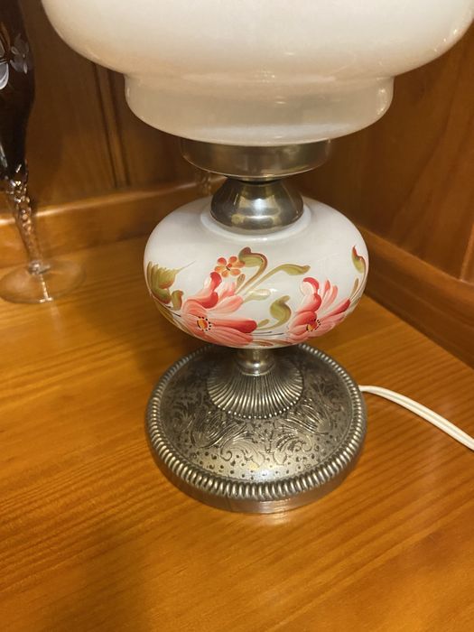 Candeeiro de mesa em loiça