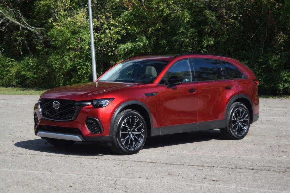 Mazda CX-70 PHEV Premium Plus      2025