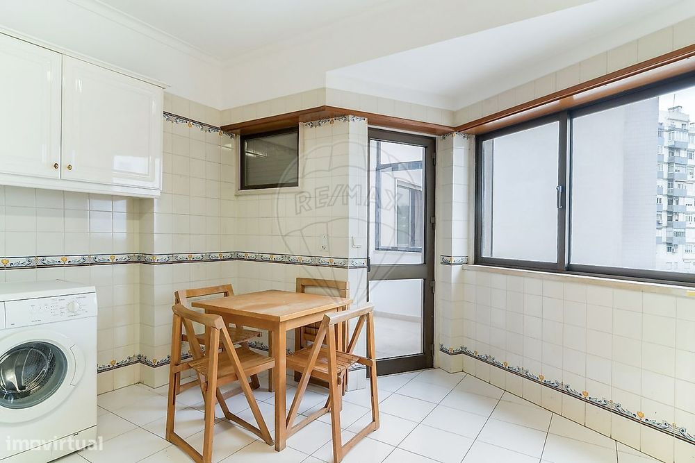 Apartamento T3 para arrendamento