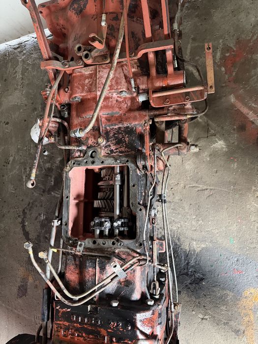 Skrzynia biegów, tylny most Ursus C-385,Zetor 8011,itp.