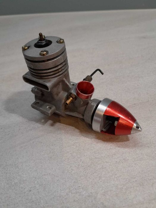 Silnik modelarski NOWY - METEOR 2,5