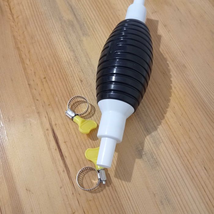 Pompka ręczna do wody