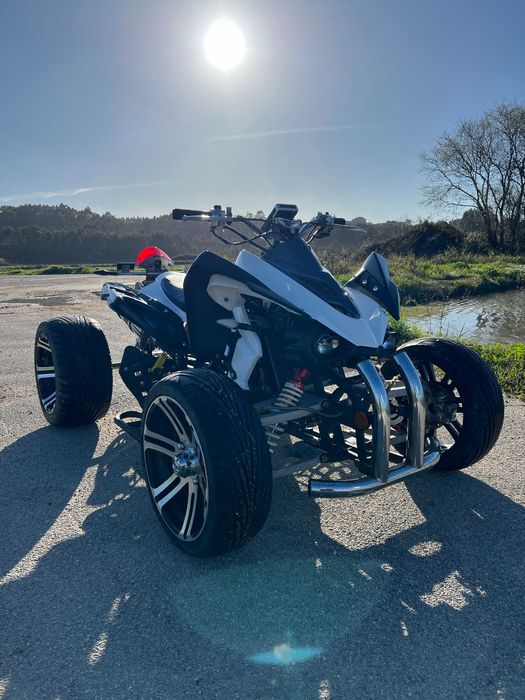 Moto 4 250cc SuperMotard