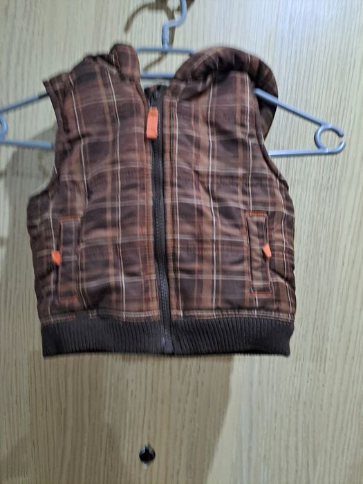 (30) Bezrękawnik chłopięcy r.86 George