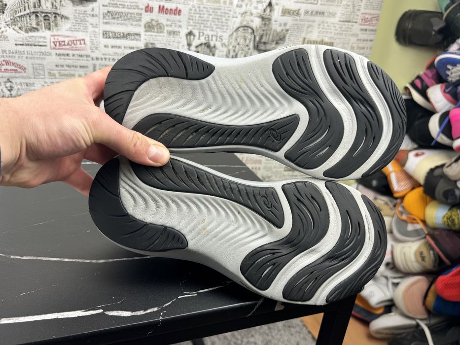 Кросівки Asics GEL-PULSE 13 GTX Розмір 41.5 Взуття