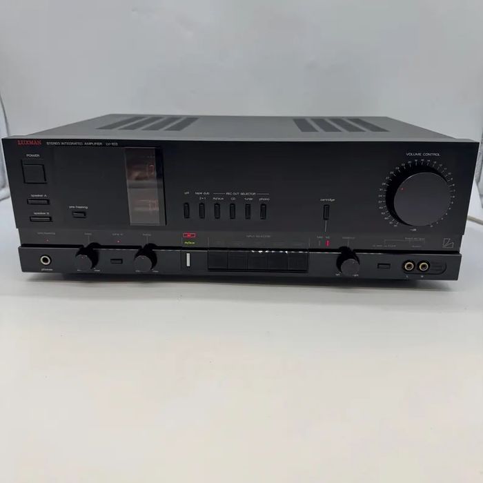 Amplificador Luxman LV-103u