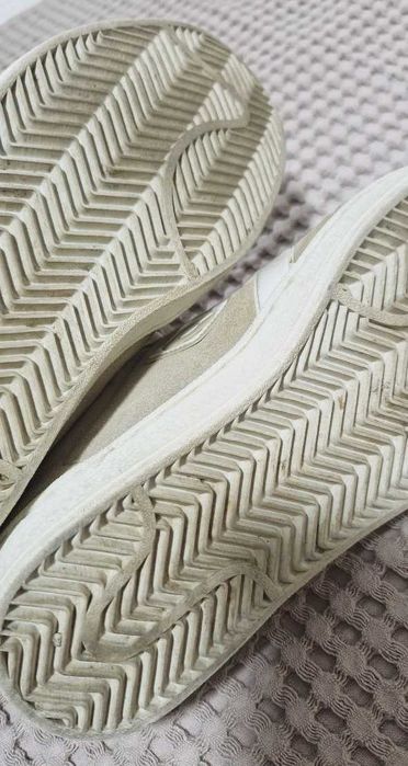 Кеди, кросівки, спортивні туфлі. Розмір 38-39. Б/в. Гарний Стан.