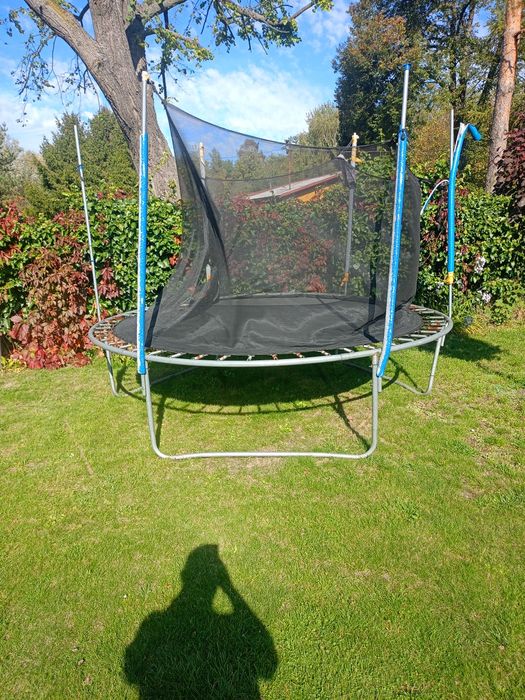 Trampolina ogrodowa 305
