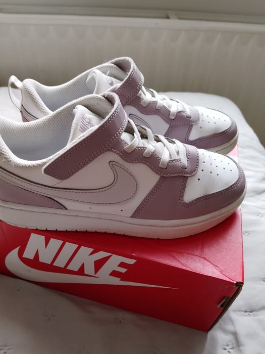 Adidasy dziewczece Nike 35
