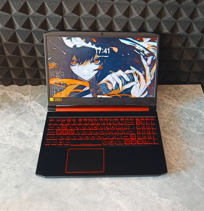 Ігровий Ноутбук Acer Nitro / RX 560X 4GB / Ryzen 5 3550H / DDR4 16GB / SSD m2 256GB + HDD
